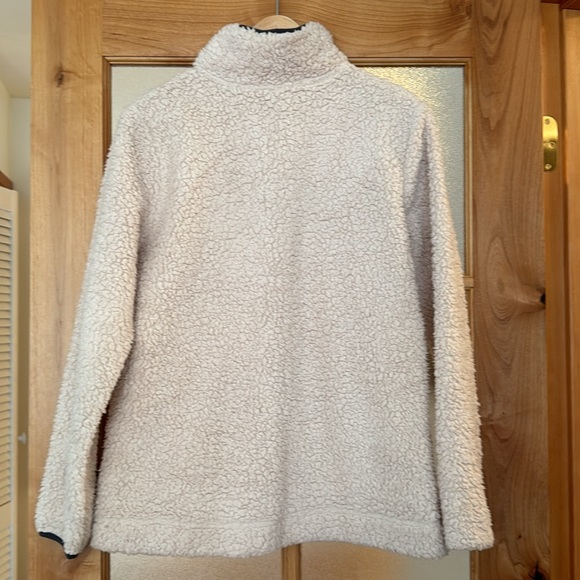 Shearling Fleece Pullover (M) - Picture 2 of 3